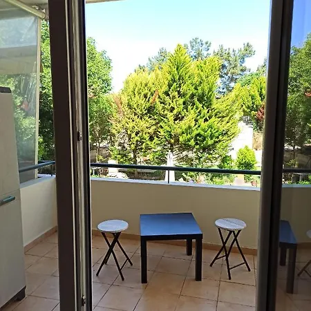 1 Bedroom In Apartment Nea Kallikrateia